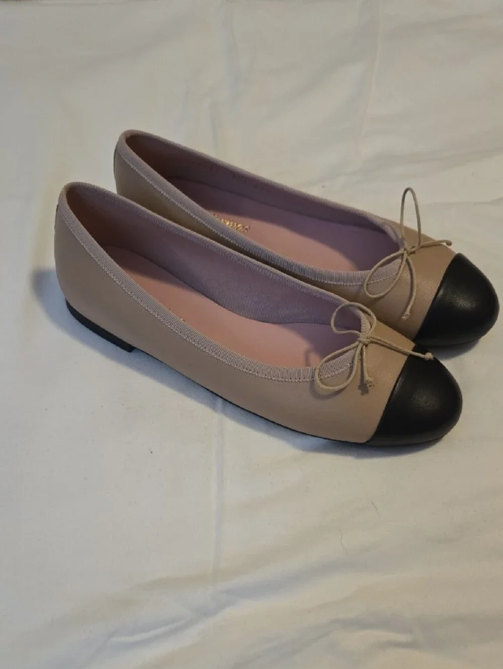 Tory Burch Beige Ballet Flats with Black Cap Toe